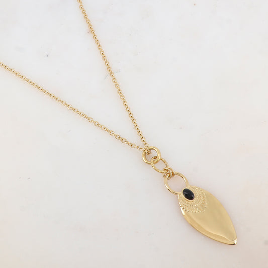 Collier avec pendentif forme géométrique, pierre onyx 60+10 cm