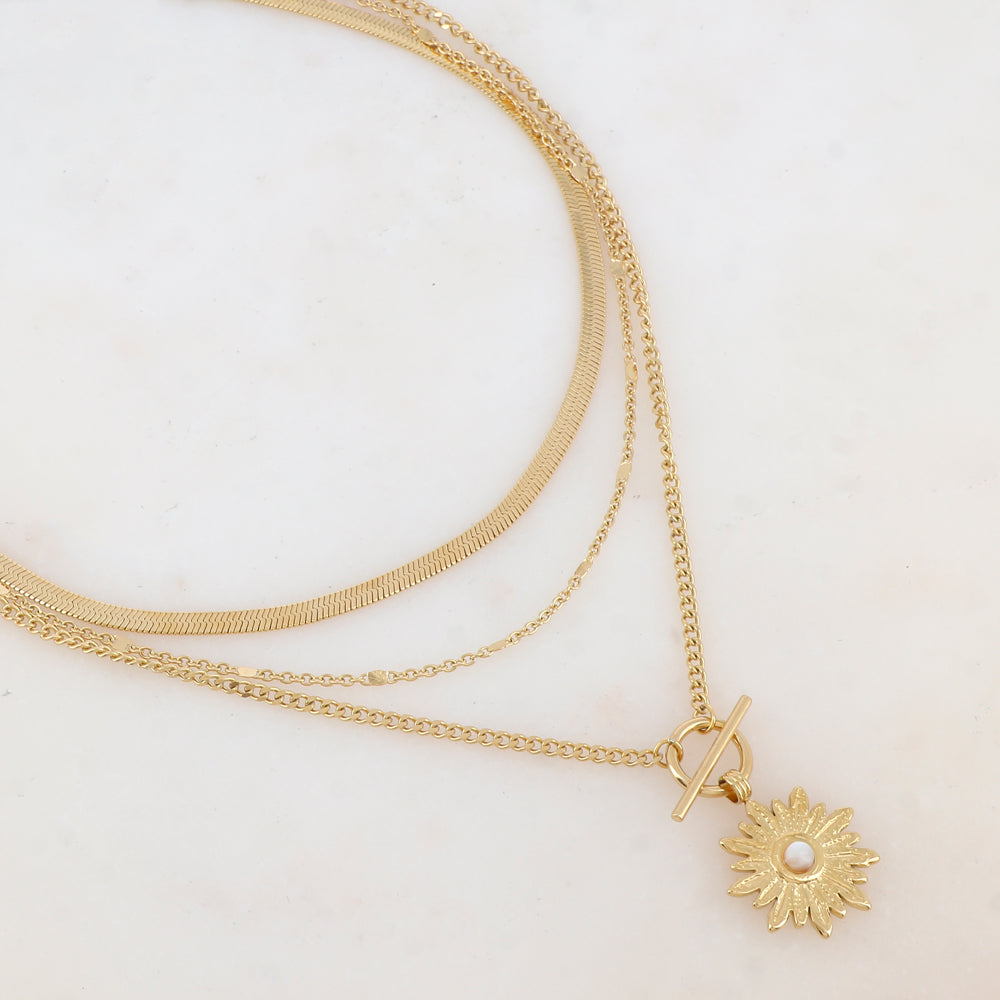 Collier 3 rangs avec maille, pendentif fleur et nacre blanche (38/44/55+7CM)