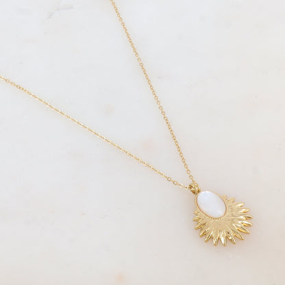 Collier avec pendentif feuillage, nacre (40+5CM)