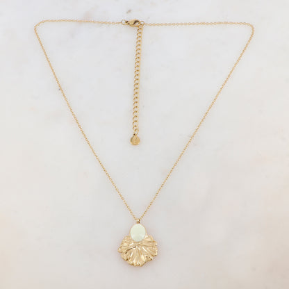 Collier avec pièce ovale émaillée et feuille (40+7CM)