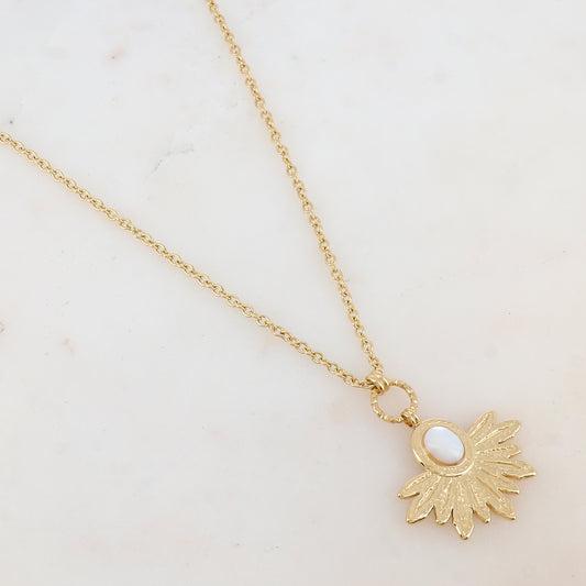 Collier avec pendentif feuillage, nacre (60+5CM)