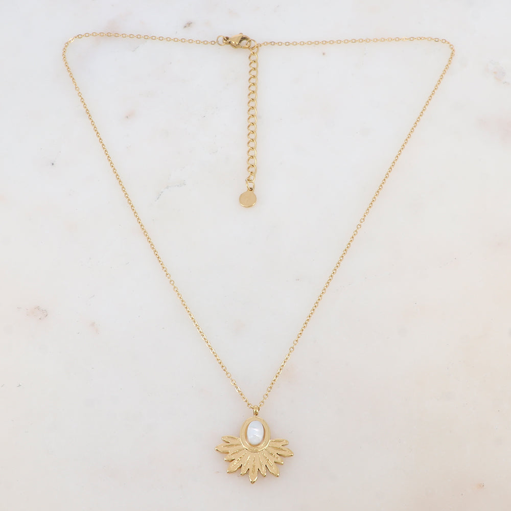 Collier avec pendentif feuillage, nacre (40+5CM)
