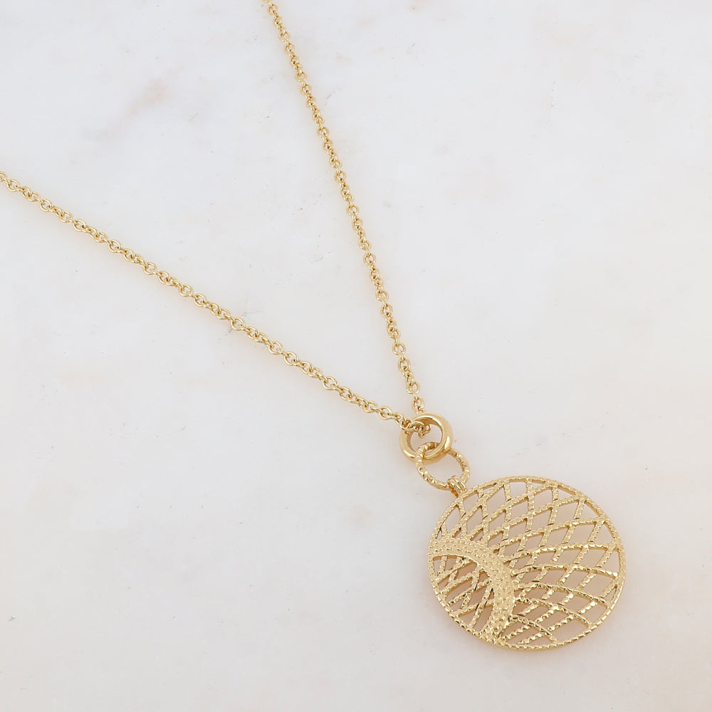 Collier avec pendentif rond ajouré de façon graphique (60+10CM)