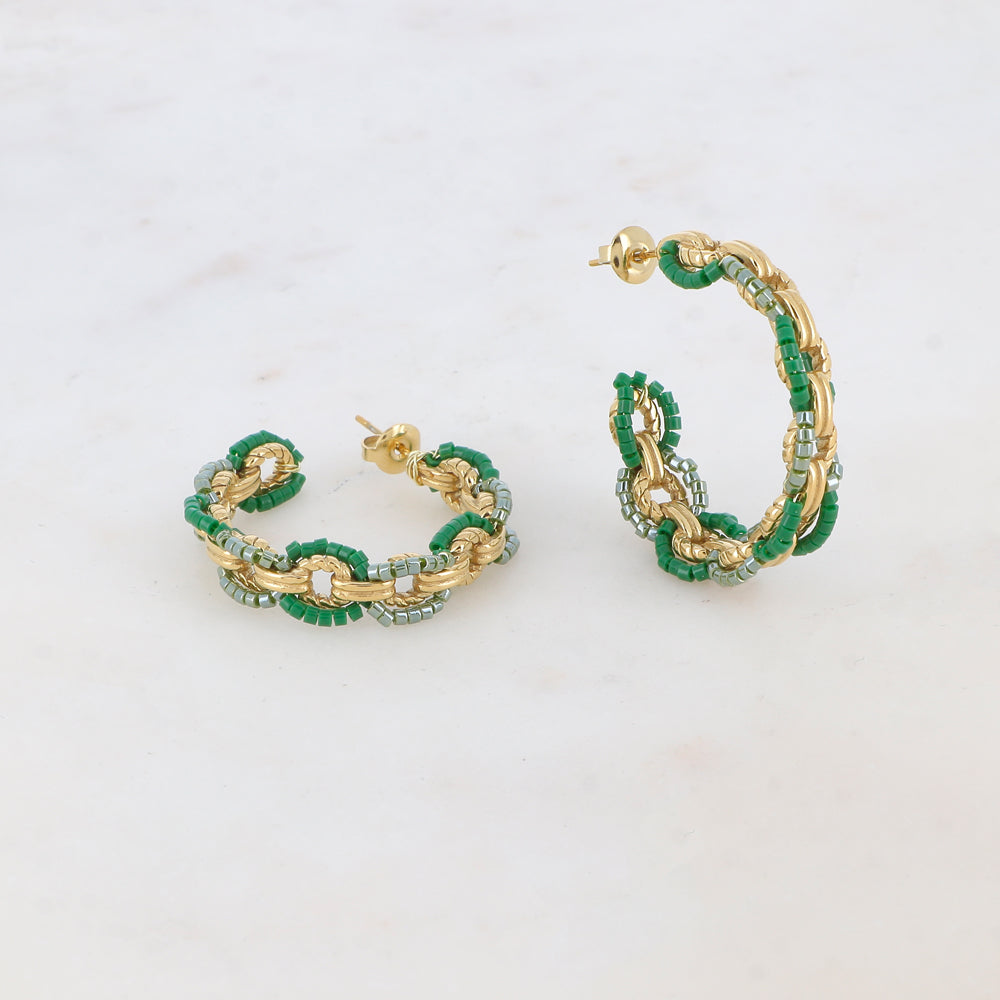 Créoles à puce style multi-ronds entrelacés avec des perles de rocailles 3,4 cm.