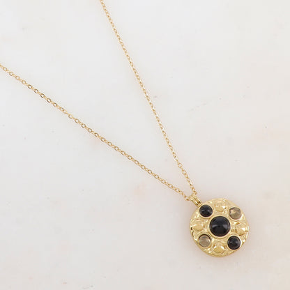 Collier avec pendentif rond et 5 pâtes de verre rondes (40+5CM)