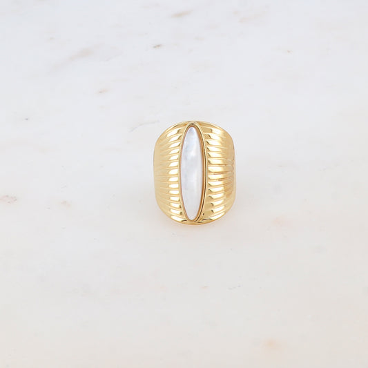 Bague ovale avec rainures et pierre naturelle - Nacre