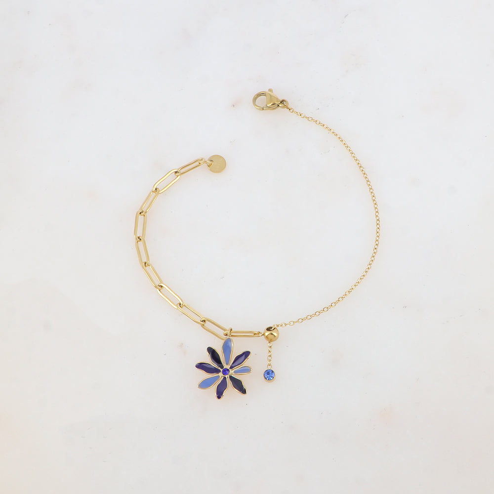 Bracelet avec maille, petite boule, fleur émaillée et strass