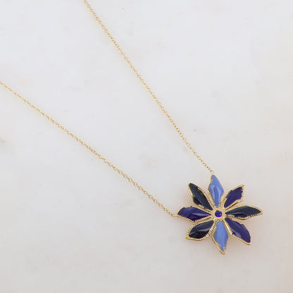Collier avec pendentif fleur émaillée et strass (39+7CM)