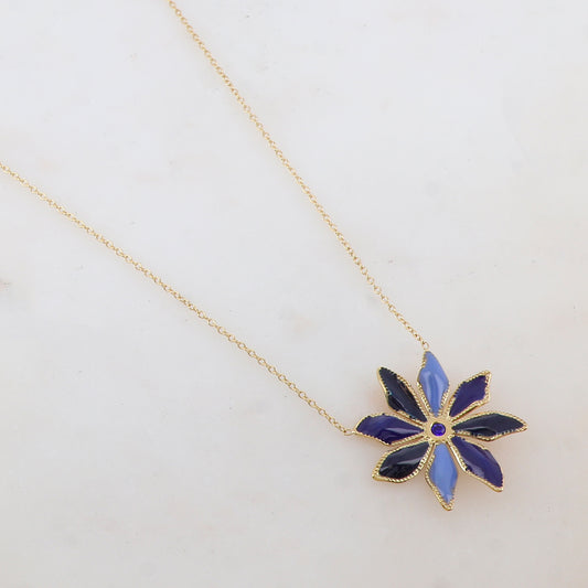 Collier avec pendentif fleur émaillée et strass (39+7CM)