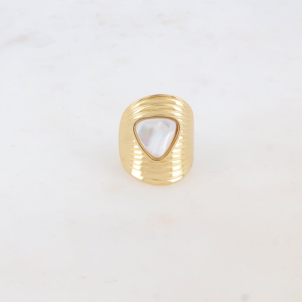 Bague avec rainures et pierre naturelle - Nacre