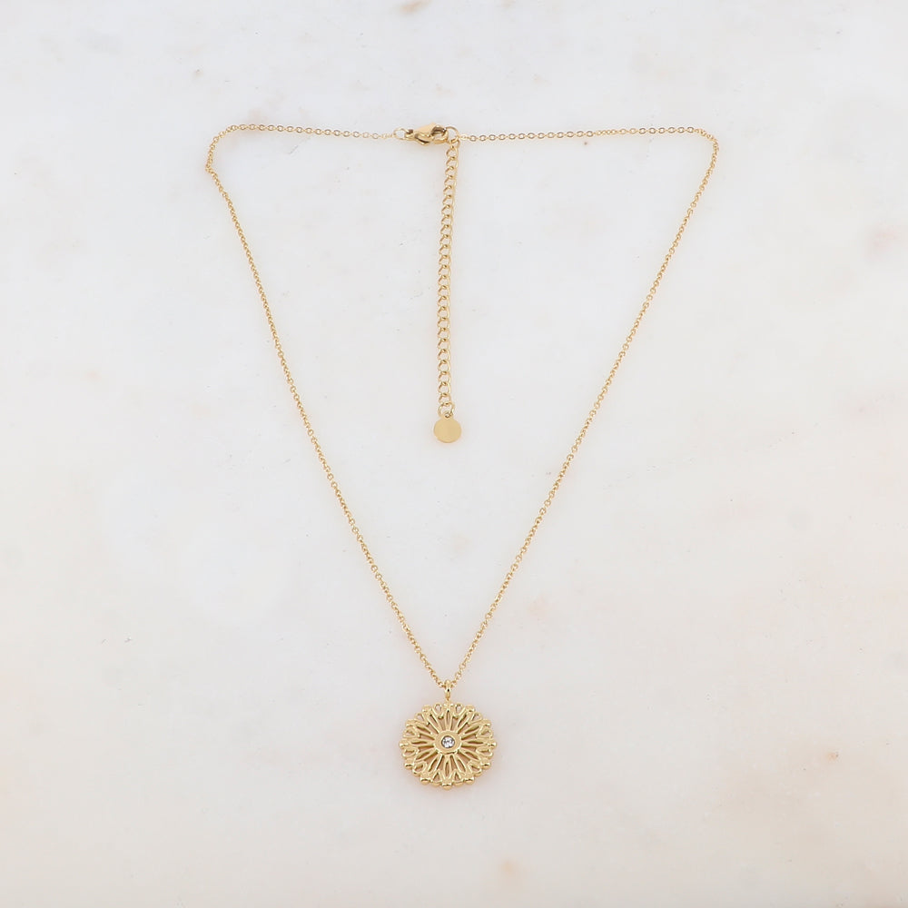Collier doré avec un pendentif fleur orné d'un strass blanc 38+7 cm