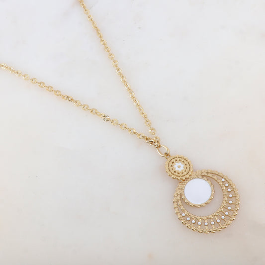 Collier avec pendentif embelli d'émail, motif fleur (60+5CM)