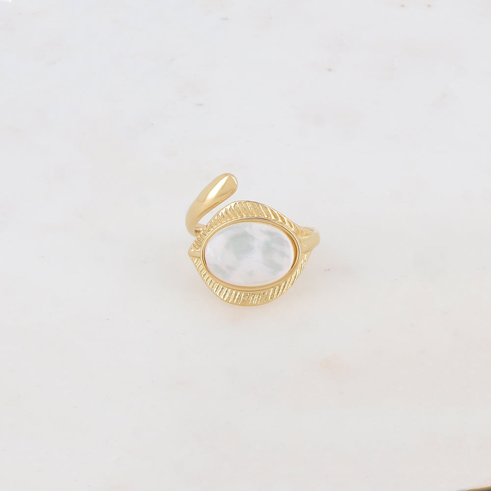 Bague fine avec pierre naturelle ovale - Nacre