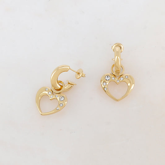 Créoles à puce avec pendant cœur orné de strass 1,8 x 3 cm.