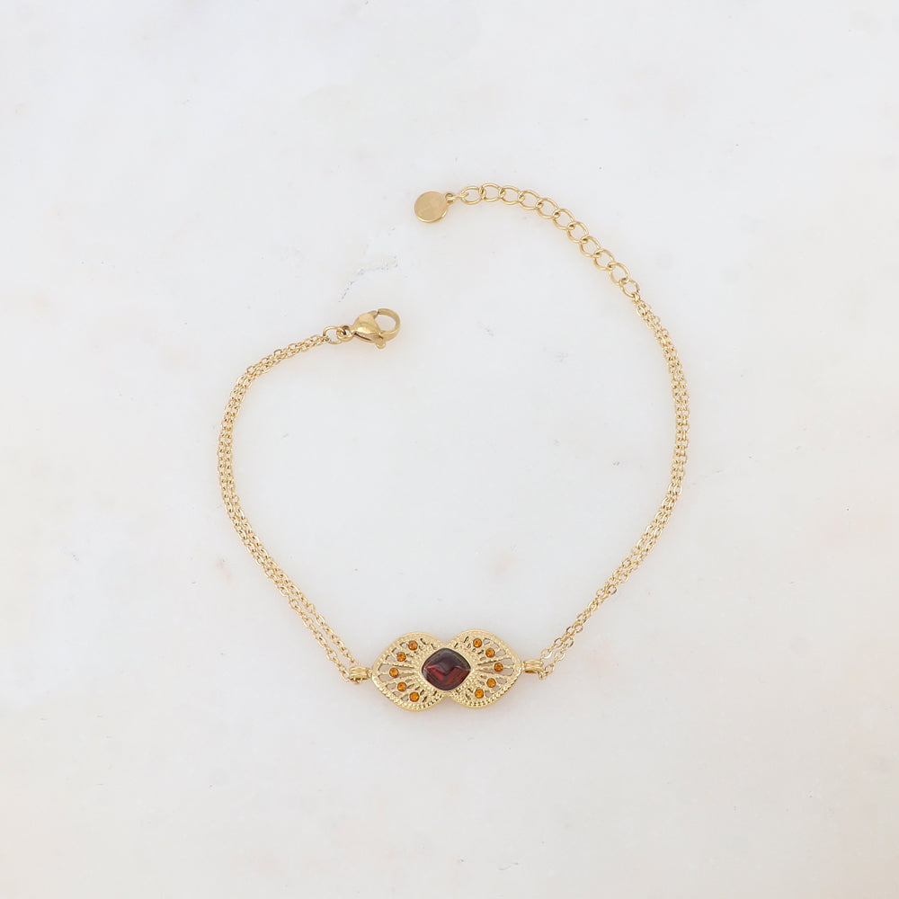 Bracelet deux rangs avec deux coeurs ajourés superposés et collés, pierre naturelle et strass