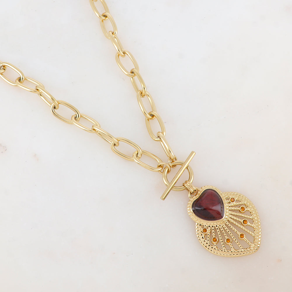 Collier en grosse maille avec pendentif cœur ajouré, pierre naturelle et strass (45+5CM)