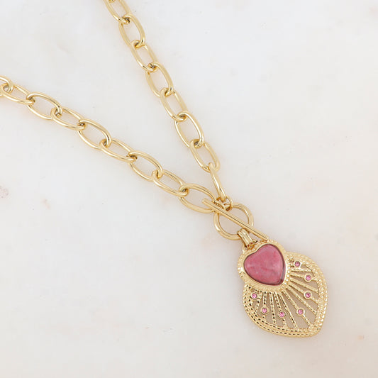 Collier en grosse maille avec pendentif cœur ajouré, pierre naturelle et strass (45+5CM)