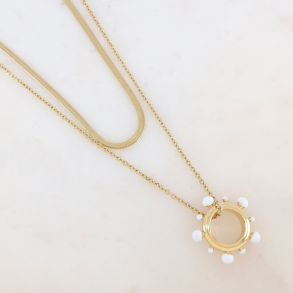 Collier 2 rangs avec pendentif anneau embelli de boules émaillées (40/55+5CM)