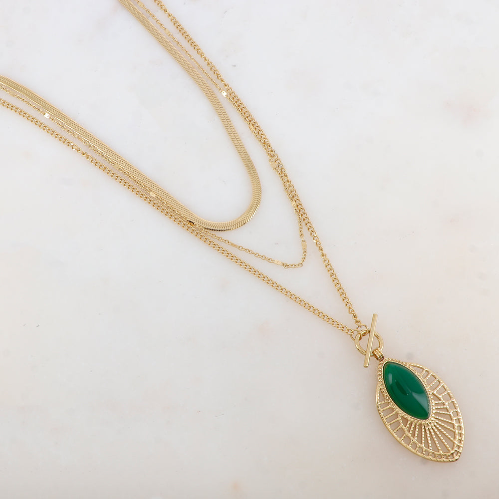 Collier trois rangs avec pendentif ajouré, pierre naturelle (38/44/55+7CM)