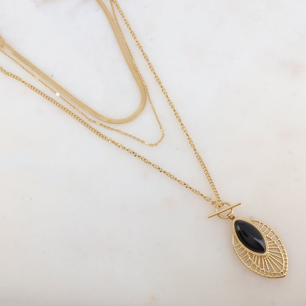 Collier trois rangs avec pendentif ajouré, pierre naturelle (38/44/55+7CM)