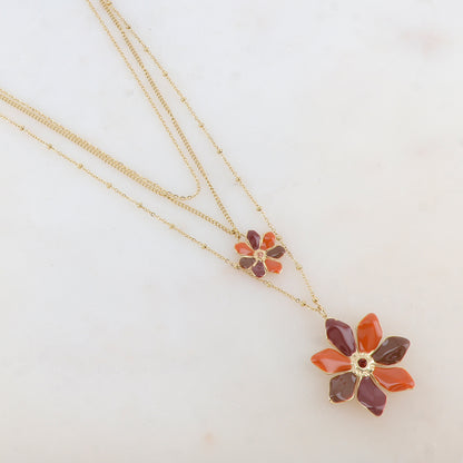 Collier trois rangs avec 2 pendentifs fleurs émaillées et strass (39/44/54+7CM)