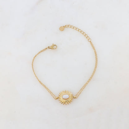 Bracelet 2 rangs avec pièce en forme de feuillage et nacre blanche