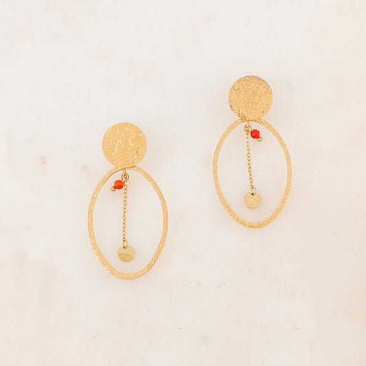 B.0 à puce avec pièce ronde et anneau ovale martelés, chaîne, pampille ronde lisse et pierre naturelle 2,4 x 4,8 cm