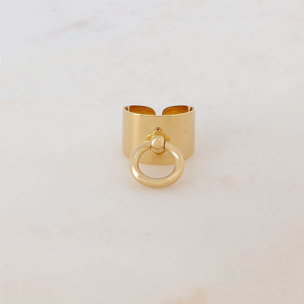Bague lisse avec pampille anneau