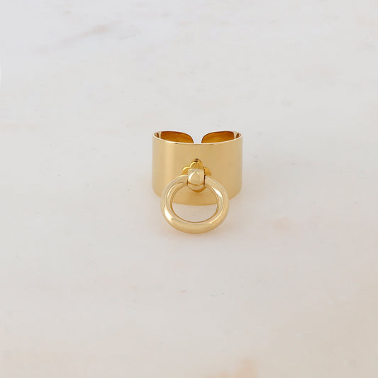 Bague lisse avec pampille anneau