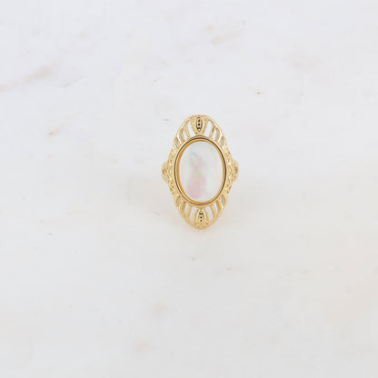 Bague en forme géométrique ajourée avec pierre naturelle - Nacre