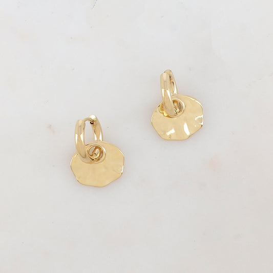 Créoles avec pendant géométrique ondulé 1,7 x 2,4 CM.