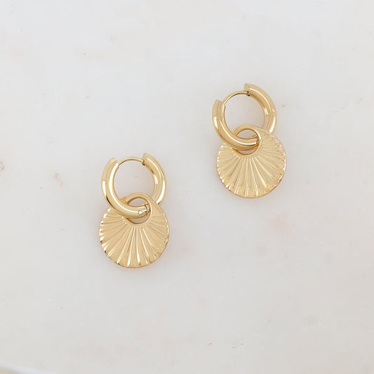 Créoles avec pendant rond rainuré 1,7 x 2,7 CM.