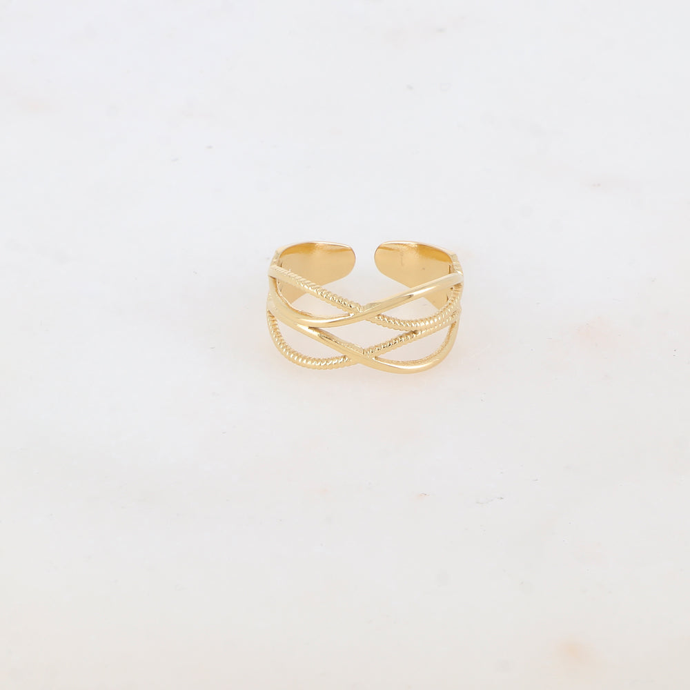 Bague avec 4 anneaux croisés : effet lisse et texturé