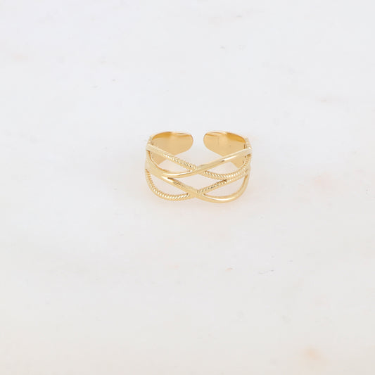 Bague avec 4 anneaux croisés : effet lisse et texturé
