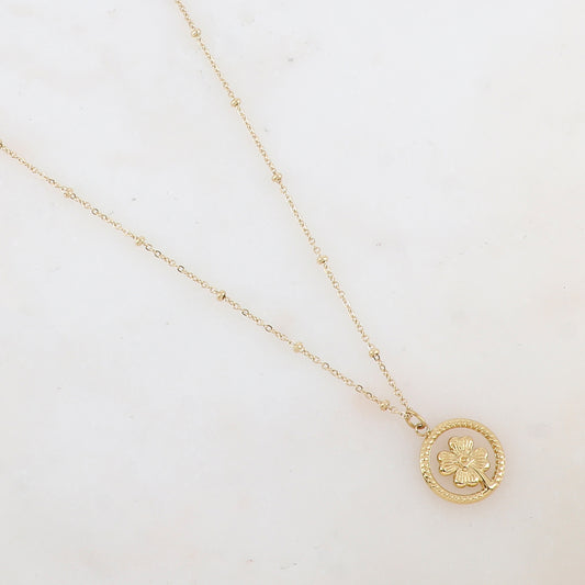Collier avec pendentif anneau embelli d'un trèfle à 4 feuilles (39+5CM)