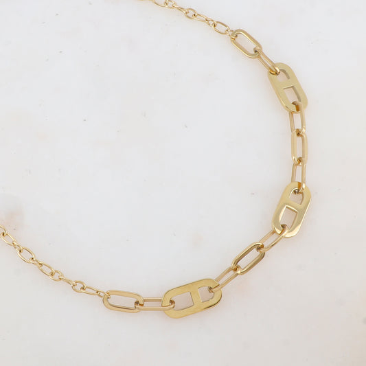 Collier en jeu de maille avec 3 pièces géométriques (40+5CM)