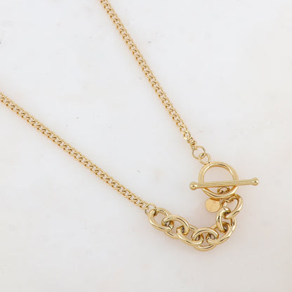 Collier en maille avec fermoir (46CM)