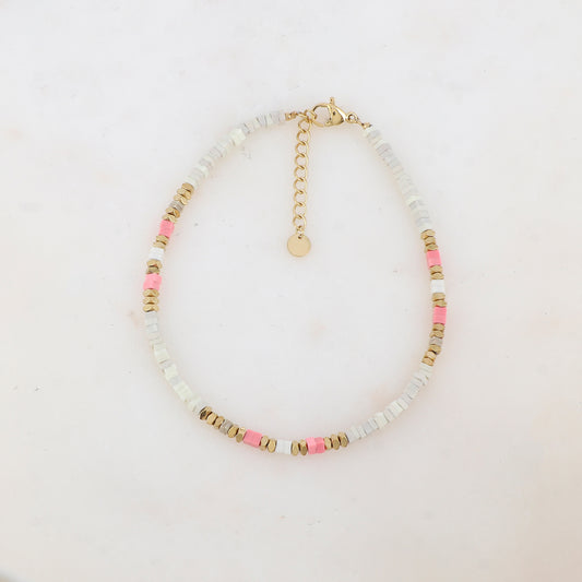 Chaîne de cheville embelli de perles en howlite teintée (21+3CM)