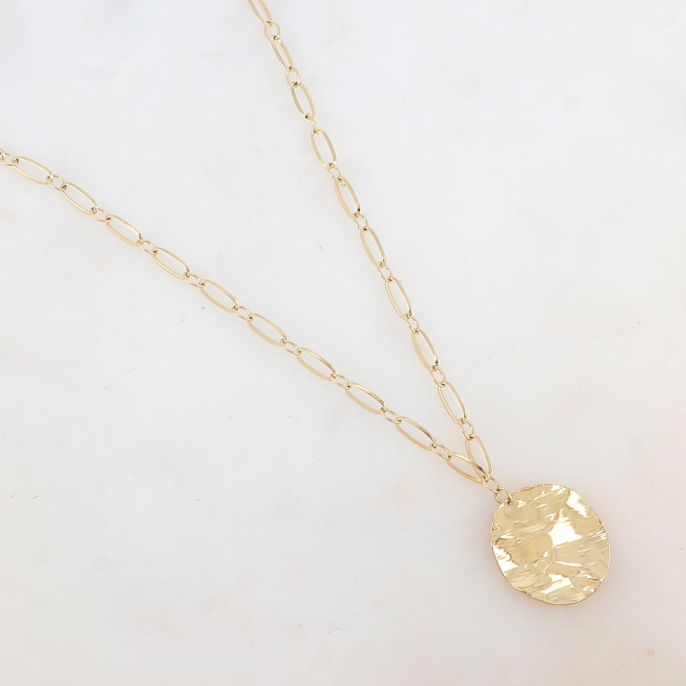 Collier en maille avec pendentif rond effet ondulé (45+5CM)