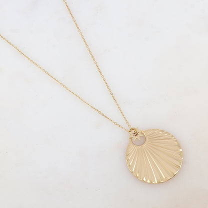 Sautoir avec pendentif rond texturé et pampille étoile (85+5CM)