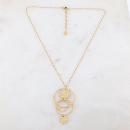 Collier avec 3 anneaux martelés et 2 pampilles rondes martelées (45+5CM)
