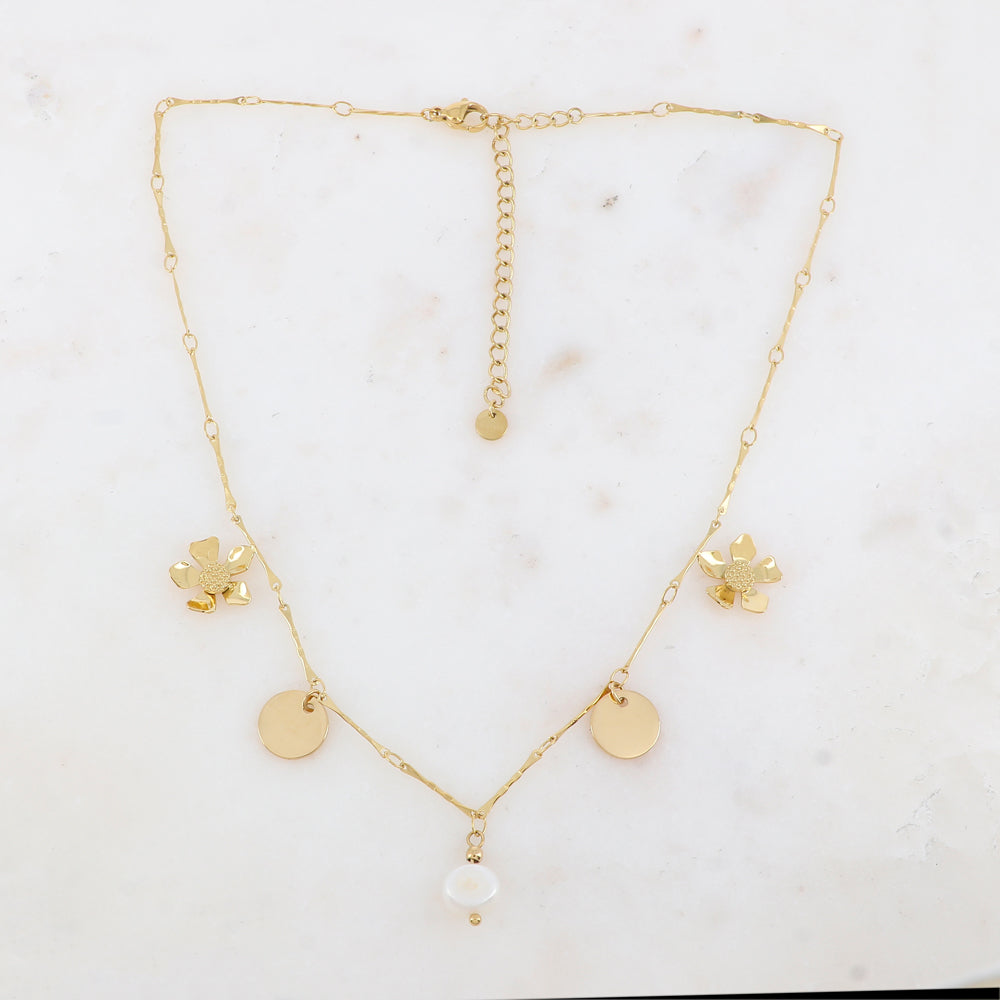 Collier avec 2 pampilles rondes lisses, 2 fleurs et 1 perle d'eau douce (39+7CM)