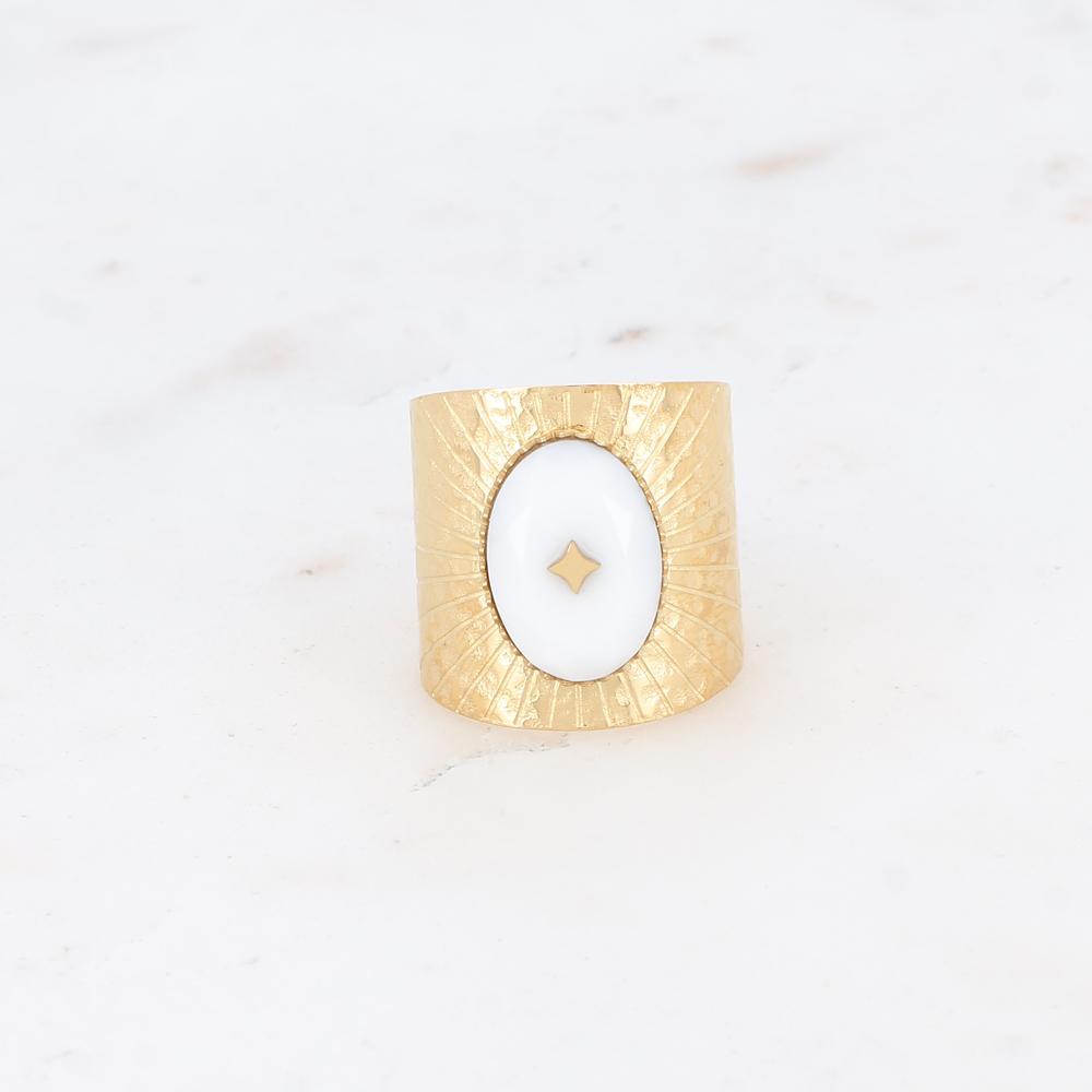 Bague martelée avec pierre naturelle ovale - Agate blanche