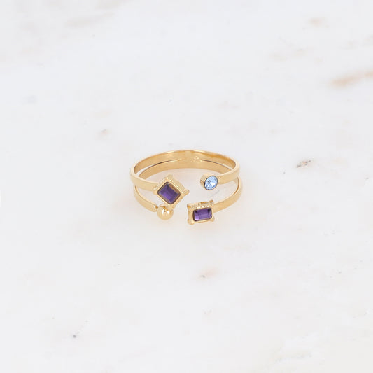 Bague avec trois oxyde de zirconium