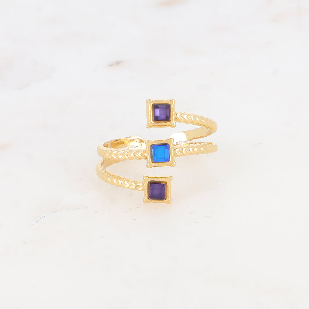 Bague trois rangs avec oxyde de zirconium