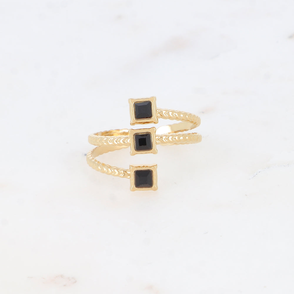 Bague trois rangs avec oxyde de zirconium