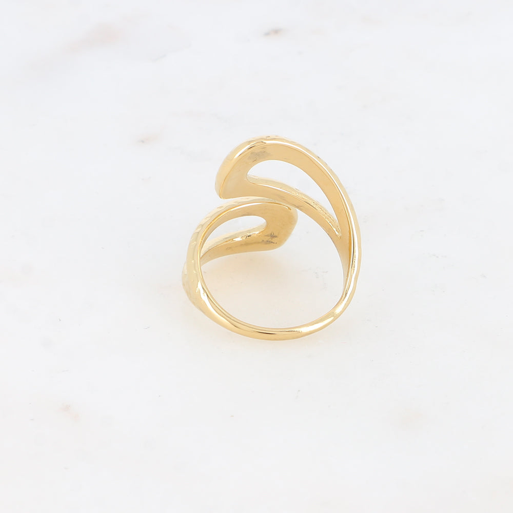Bague ouverte - formes ajourées, martelées et ajourées