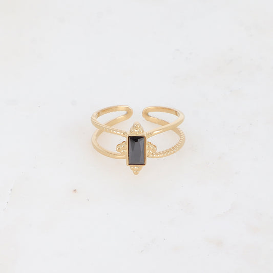 Bague avec oxyde de zirconium
