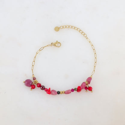 Bracelet en maille embelli de pierres naturelles