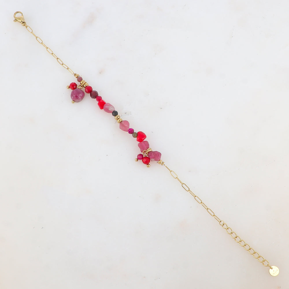 Bracelet en maille embelli de pierres naturelles